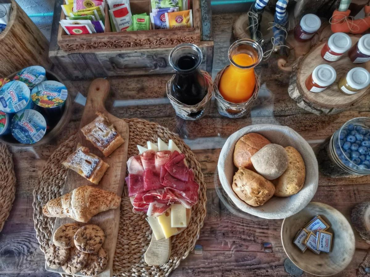 B&B Le Ciaf Temù Buitenkant foto