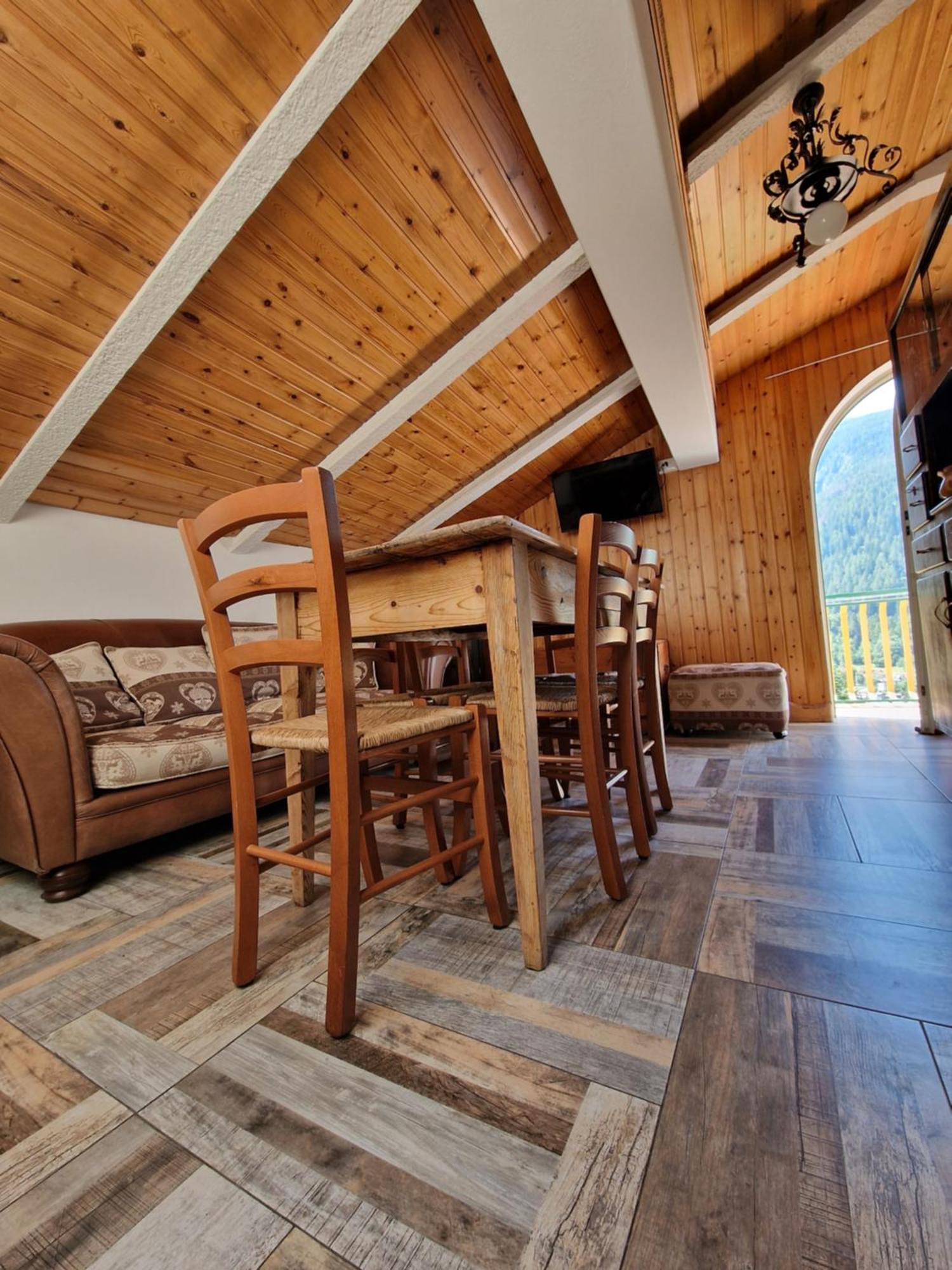 B&B Le Ciaf Temù Buitenkant foto